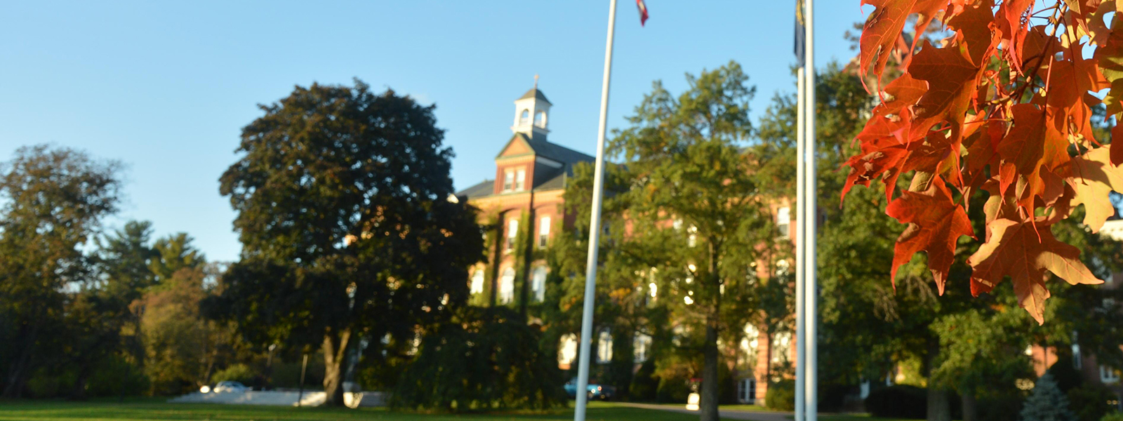 Saint Anselm College: Home