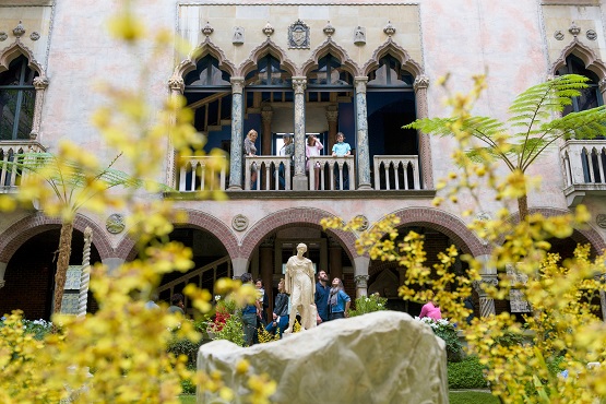 Photo of Isabella Stewart Gardner Museum atrium