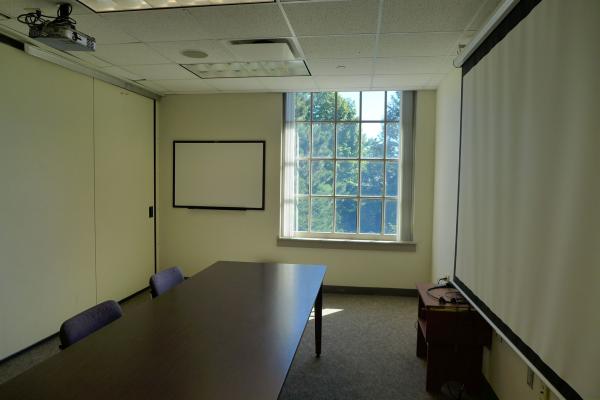 Room4.jpg