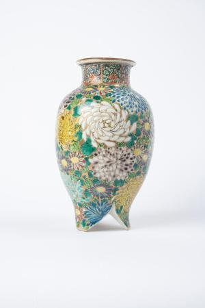 Kutani Vase