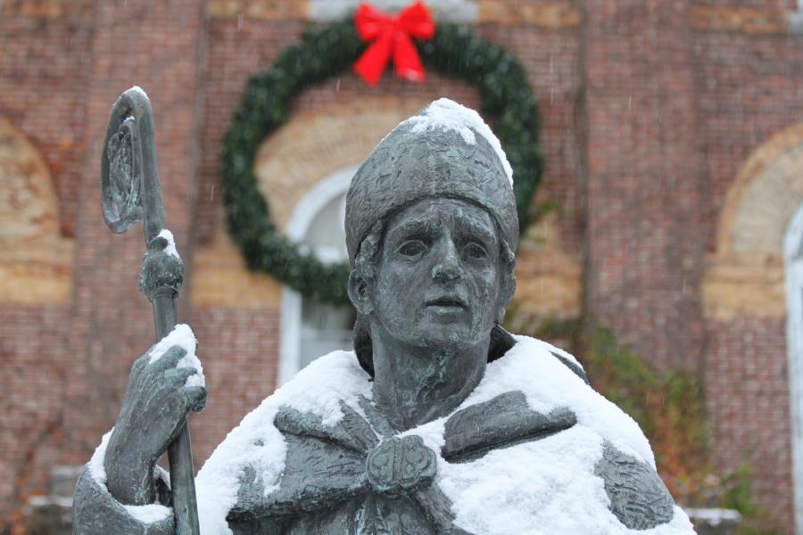 A wintery scene on the Saint Anselm College campus